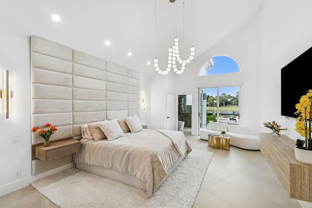 5239 Suffolk Drive, Boca Raton, FL 33496