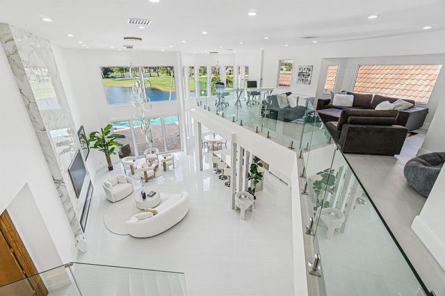 5239 Suffolk Drive, Boca Raton, FL 33496