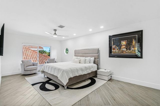5239 Suffolk Drive, Boca Raton, FL 33496