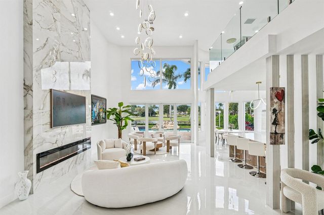 5239 Suffolk Drive, Boca Raton, FL 33496