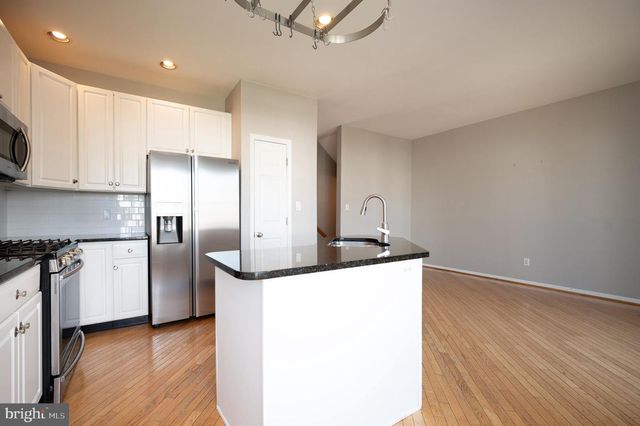 326 ROCKMEADE DR, Wilmington, DE 19810