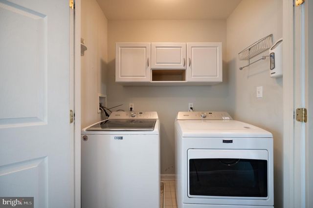 326 ROCKMEADE DR, Wilmington, DE 19810