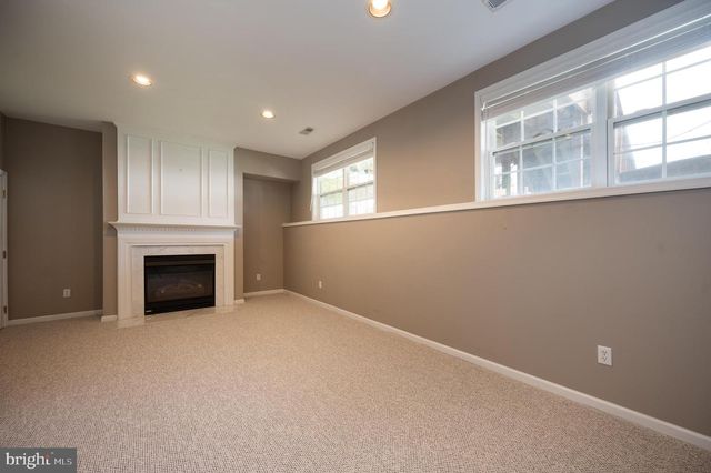326 ROCKMEADE DR, Wilmington, DE 19810