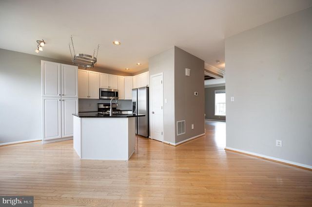 326 ROCKMEADE DR, Wilmington, DE 19810