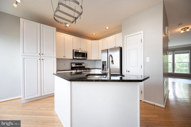 326 ROCKMEADE DR, Wilmington, DE 19810