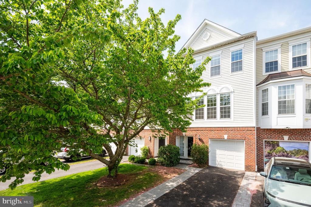 326 ROCKMEADE DR, Wilmington, DE 19810