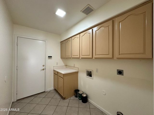 1667 S SYCAMORE Place, Chandler, AZ 85286