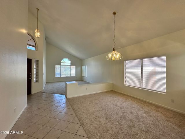 1667 S SYCAMORE Place, Chandler, AZ 85286