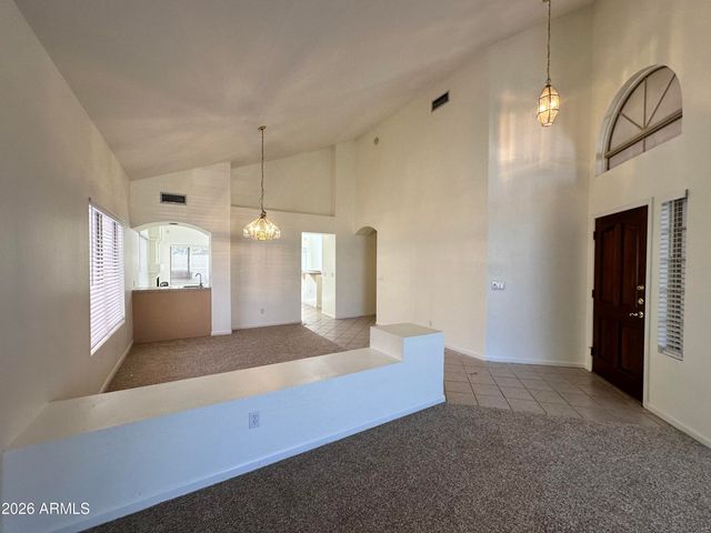 1667 S SYCAMORE Place, Chandler, AZ 85286