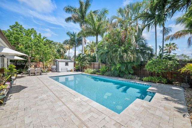 9241 SW 183rd Ter, Palmetto Bay, FL 33157