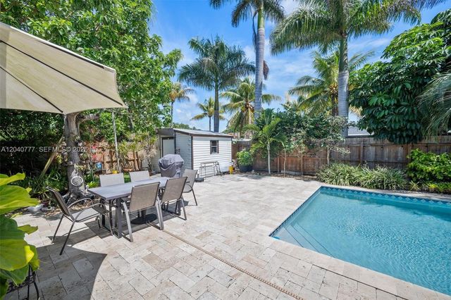 9241 SW 183rd Ter, Palmetto Bay, FL 33157