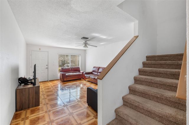 1907 FLUORSHIRE DRIVE, Brandon, FL 33511