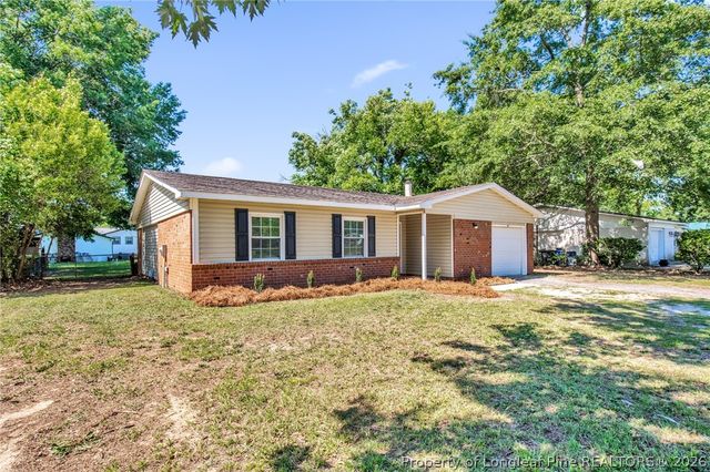4765 NW Friar Avenue, Fayetteville, NC 28304