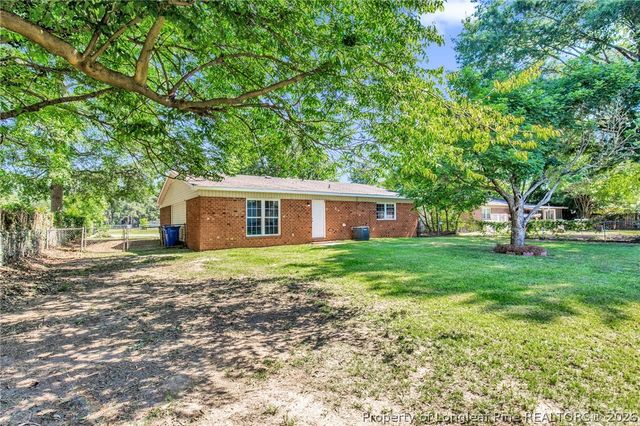 4765 NW Friar Avenue, Fayetteville, NC 28304