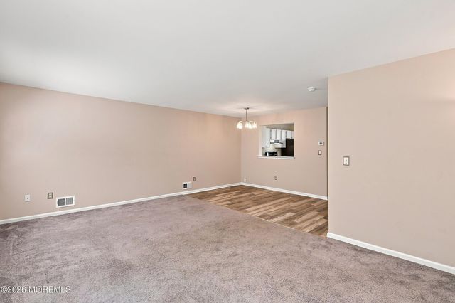 141 Spoon Bill Holw Hollow, Bayville, NJ 08721