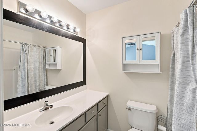 141 Spoon Bill Holw Hollow, Bayville, NJ 08721