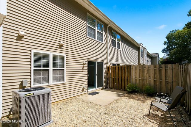 141 Spoon Bill Holw Hollow, Bayville, NJ 08721