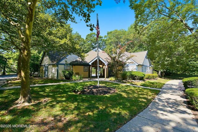 141 Spoon Bill Holw Hollow, Bayville, NJ 08721