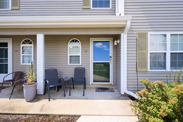141 Spoon Bill Holw Hollow, Bayville, NJ 08721