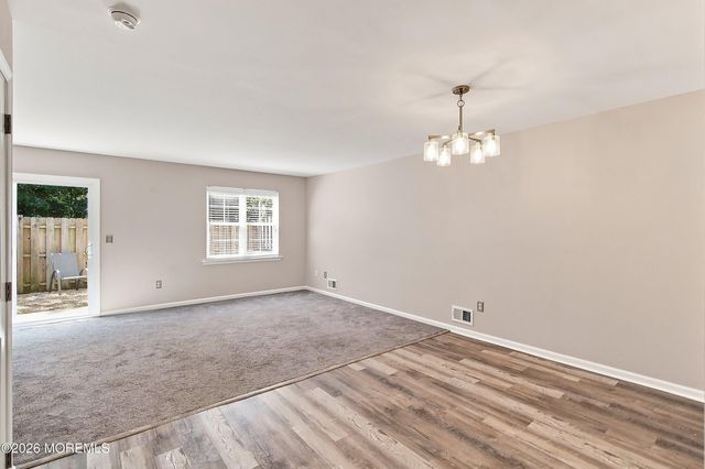 141 Spoon Bill Holw Hollow, Bayville, NJ 08721
