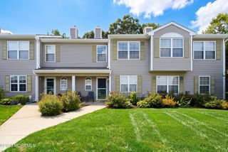 141 Spoon Bill Holw Hollow, Bayville, NJ 08721