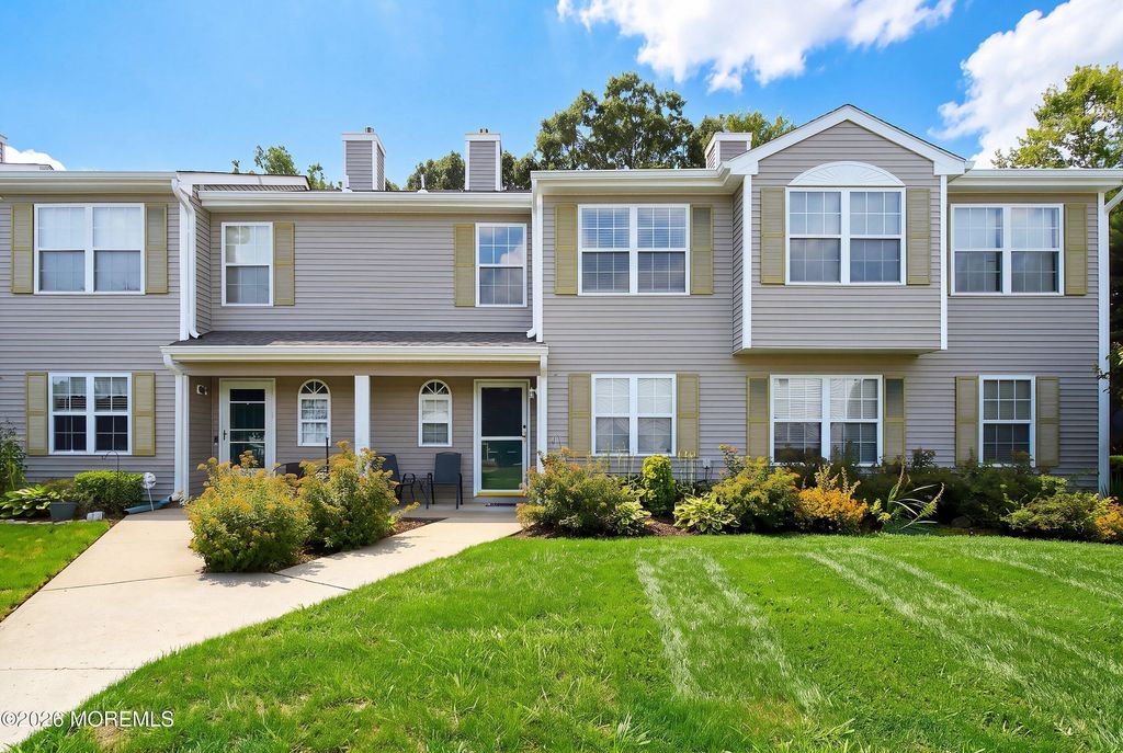 141 Spoon Bill Holw Hollow, Bayville, NJ 08721