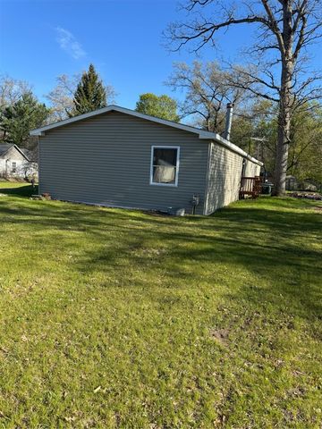 816 E James Street, White Cloud, MI 49349