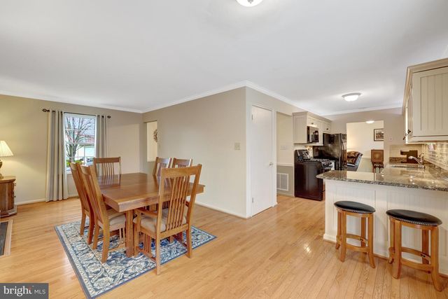 12167 EDDYSPARK DR, Herndon, VA 20170