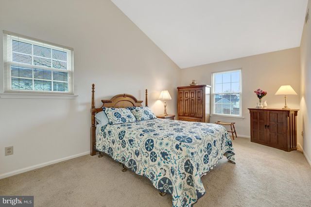 12167 EDDYSPARK DR, Herndon, VA 20170