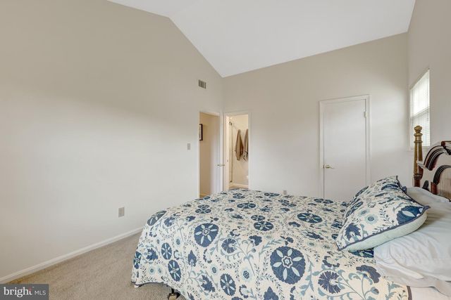 12167 EDDYSPARK DR, Herndon, VA 20170