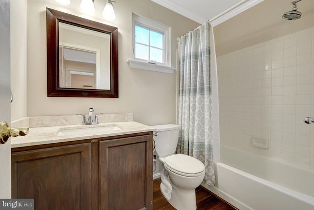 12167 EDDYSPARK DR, Herndon, VA 20170