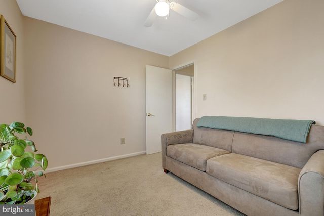 12167 EDDYSPARK DR, Herndon, VA 20170