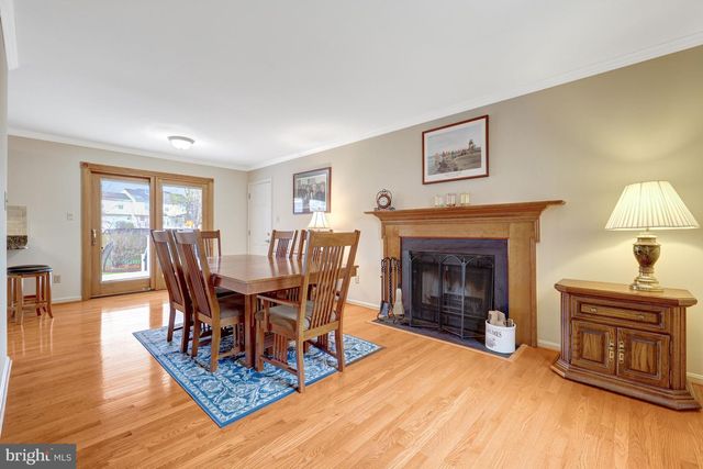 12167 EDDYSPARK DR, Herndon, VA 20170