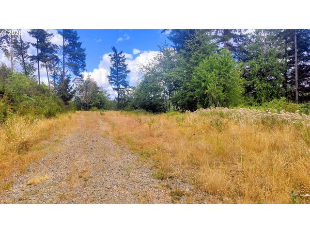 15462 S BUCKNER CREEK Rd, Mulino, OR 97042