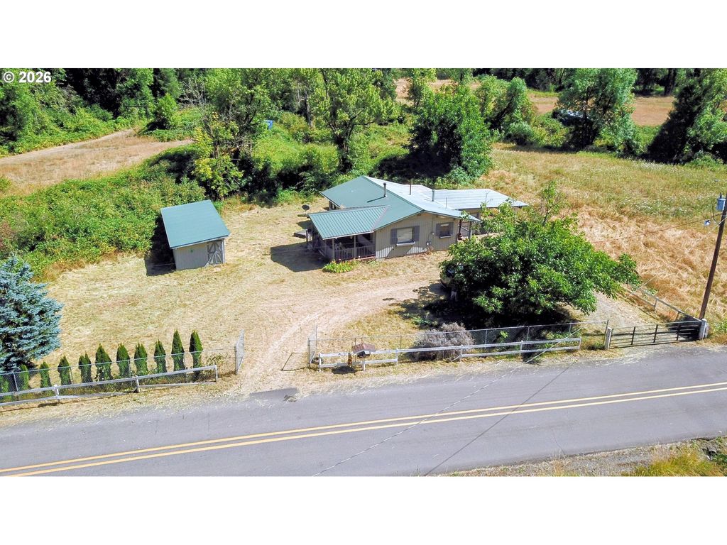 15462 S BUCKNER CREEK Rd, Mulino, OR 97042