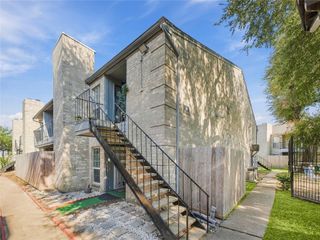 6500 Sands Point Drive 708, Houston, TX 77074