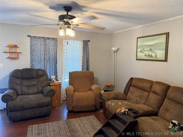 184 Greenbriar Circle, Mannford, OK 74044