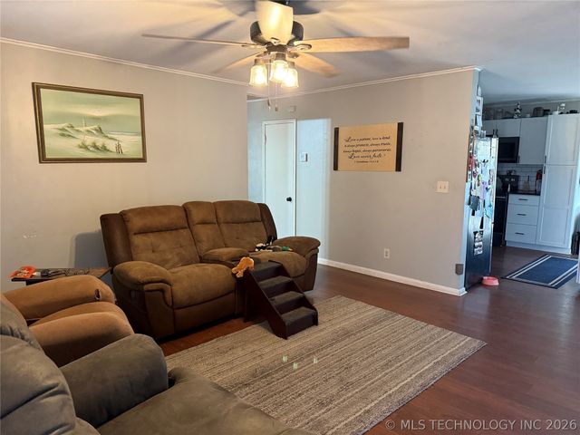 184 Greenbriar Circle, Mannford, OK 74044