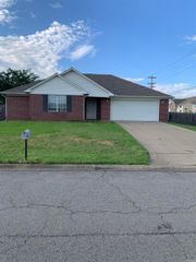 1810 Angeline Drive, Conway, AR 72032