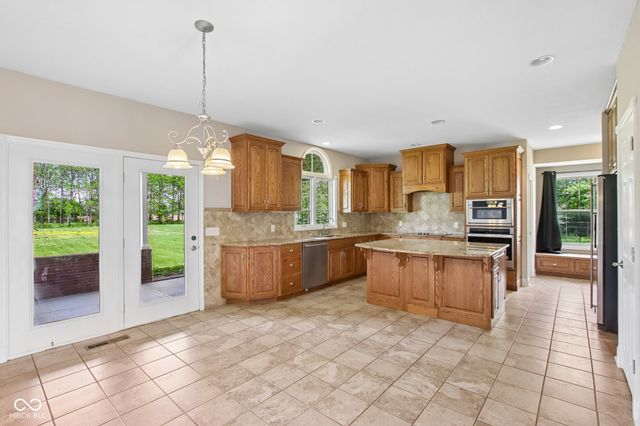 4450 W 300 N, Fairland, IN 46126