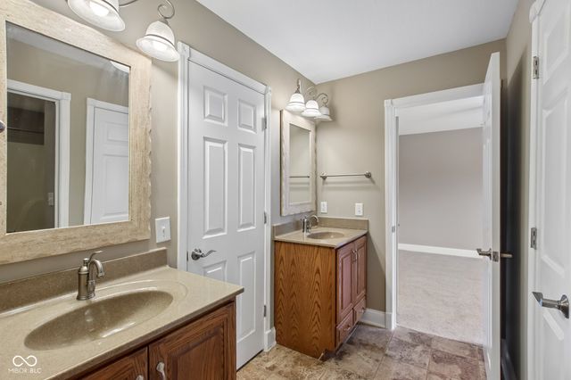 4450 W 300 N, Fairland, IN 46126
