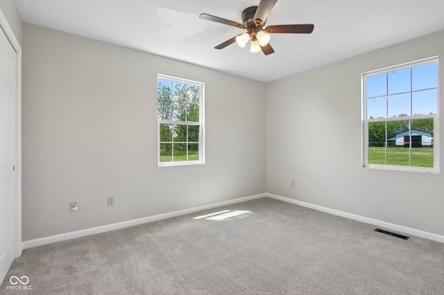 4450 W 300 N, Fairland, IN 46126