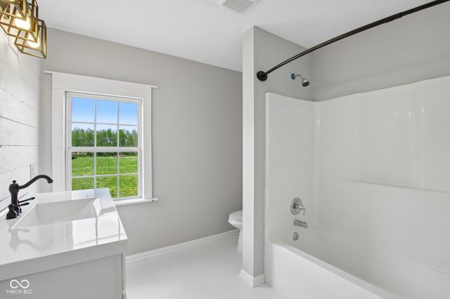 4450 W 300 N, Fairland, IN 46126