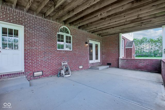 4450 W 300 N, Fairland, IN 46126