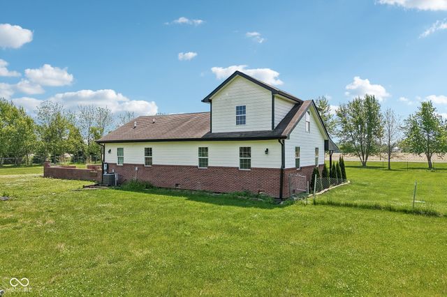4450 W 300 N, Fairland, IN 46126