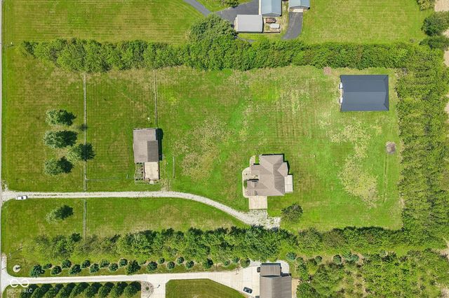 4450 W 300 N, Fairland, IN 46126