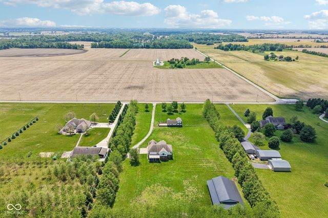 4450 W 300 N, Fairland, IN 46126
