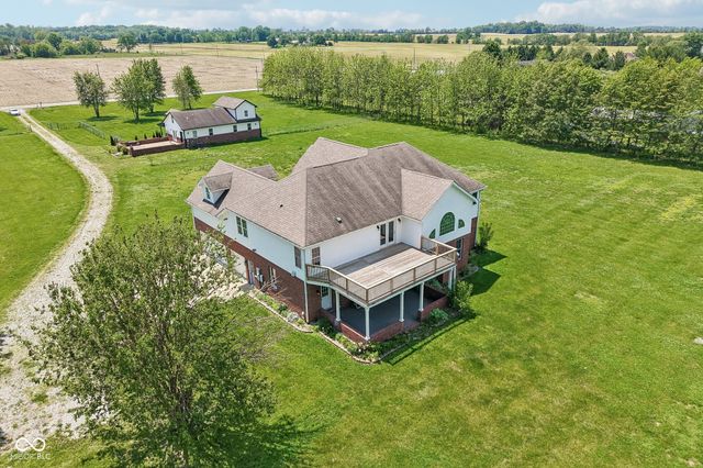 4450 W 300 N, Fairland, IN 46126