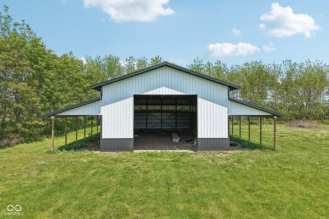 4450 W 300 N, Fairland, IN 46126