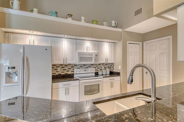 4577 COUNTRY MANOR DRIVE, Sarasota, FL 34233